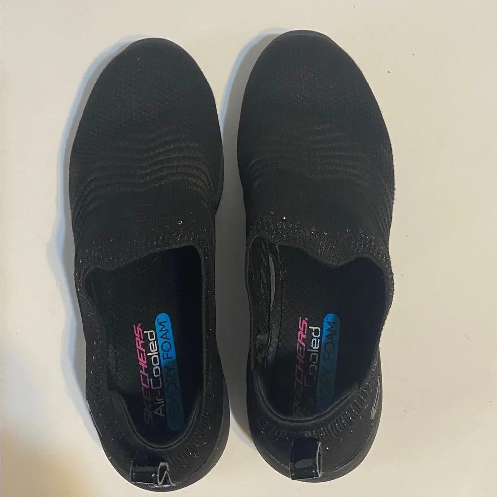 Skechers Women's Black Slip-On Sneakers - Picture 5 of 8